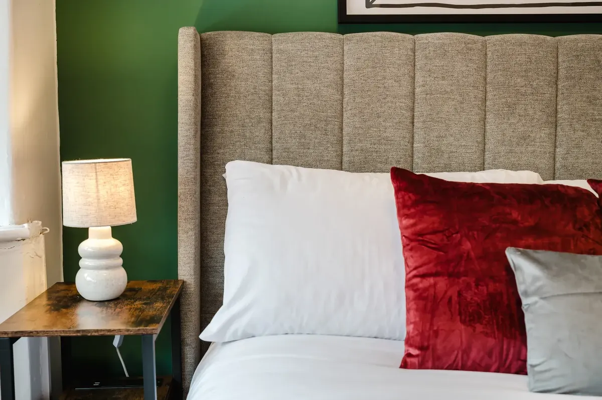 Second bedroom